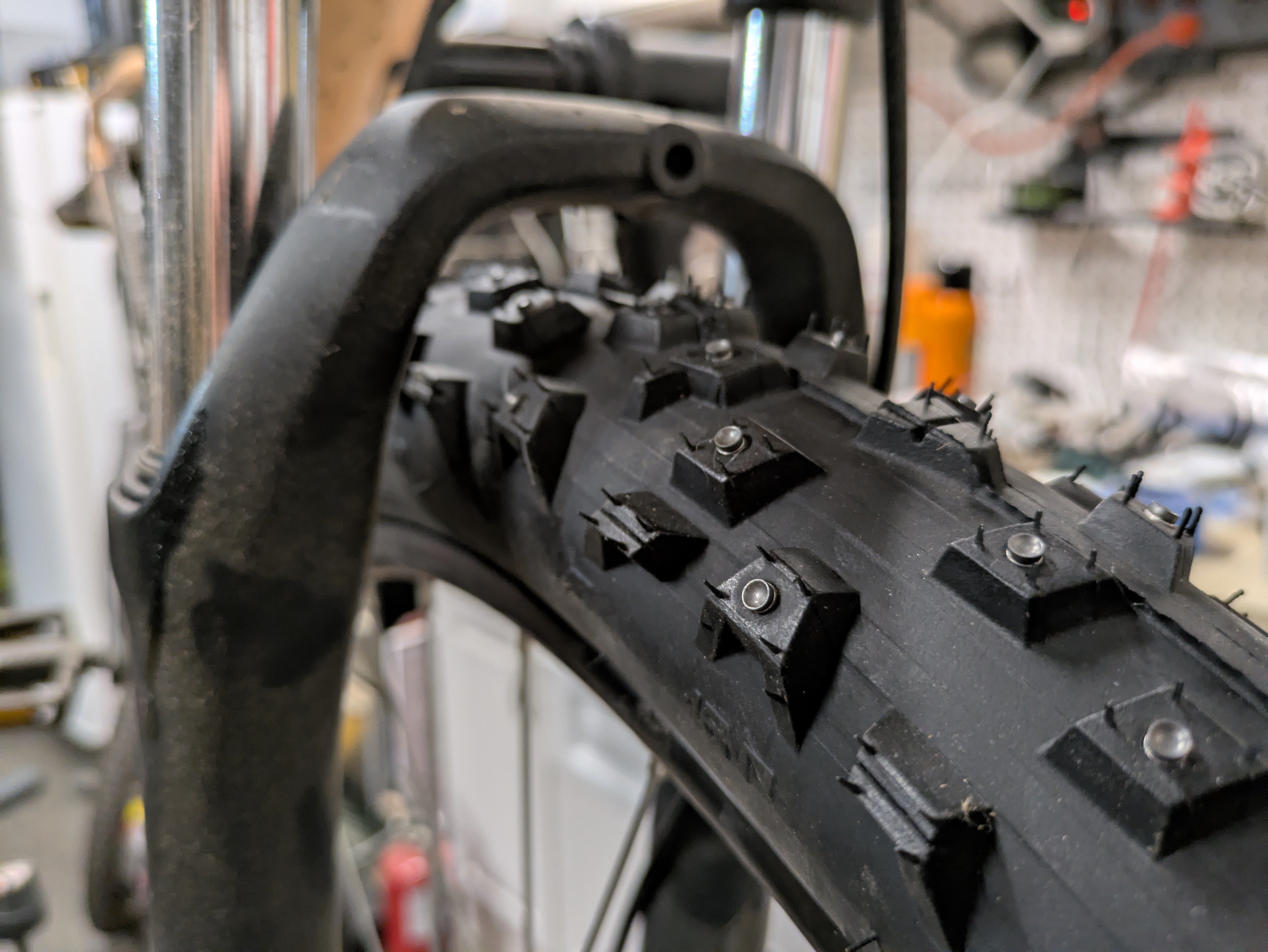 3 inch tire stud.jpg