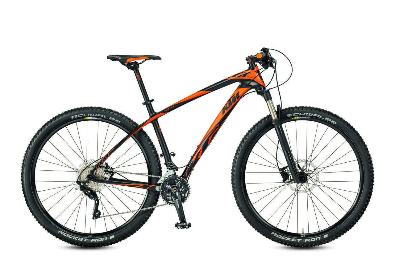 aera-29-comp-20-30-black-matt-orange__01299_1504881831.jpg