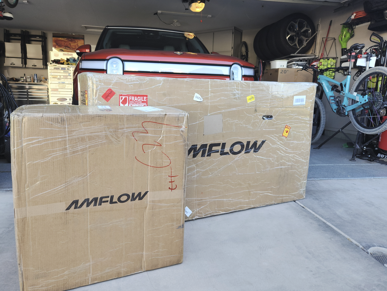 amflow two boxes.png
