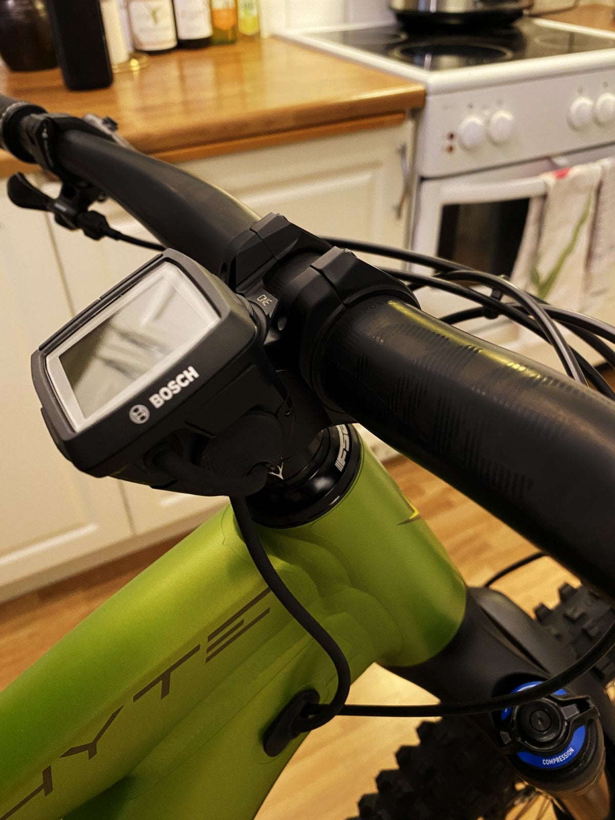 Bosch Centermount SIDE.jpg