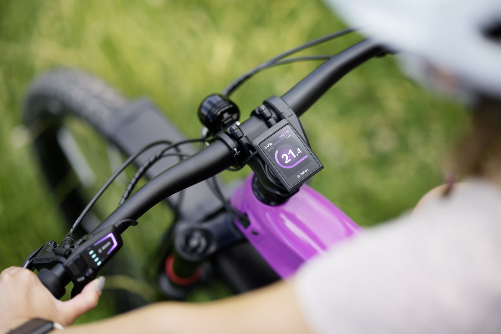 Bosch-eBike_smart-system_7_LEDRemote_Kiox300_EN.jpg