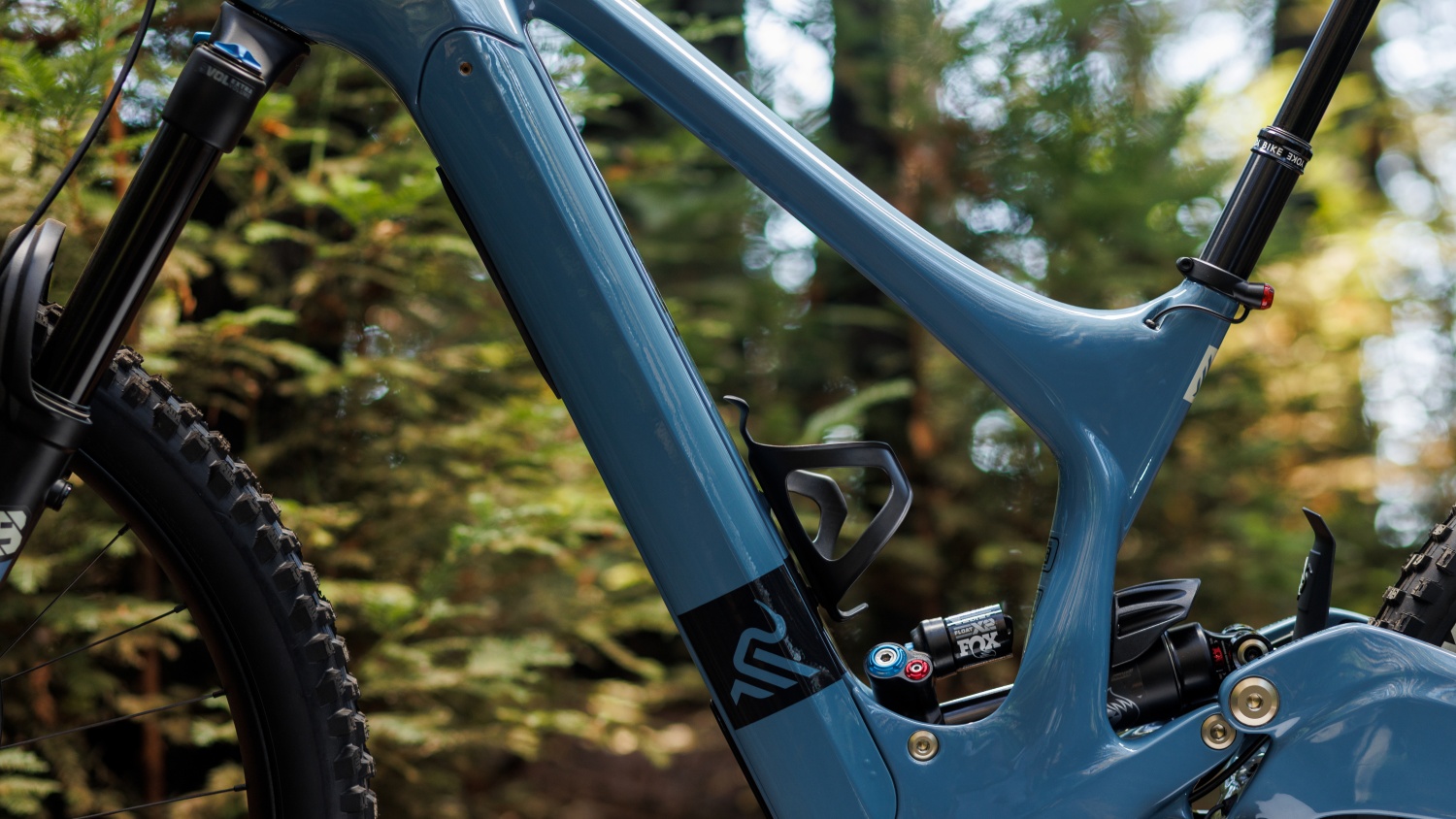 c01_Ibis_Oso_Blue_LM (15).jpg