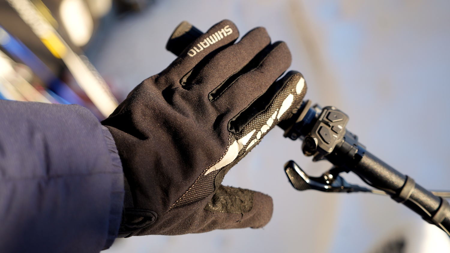 I use lightly insulated gloves down to around 0*C.