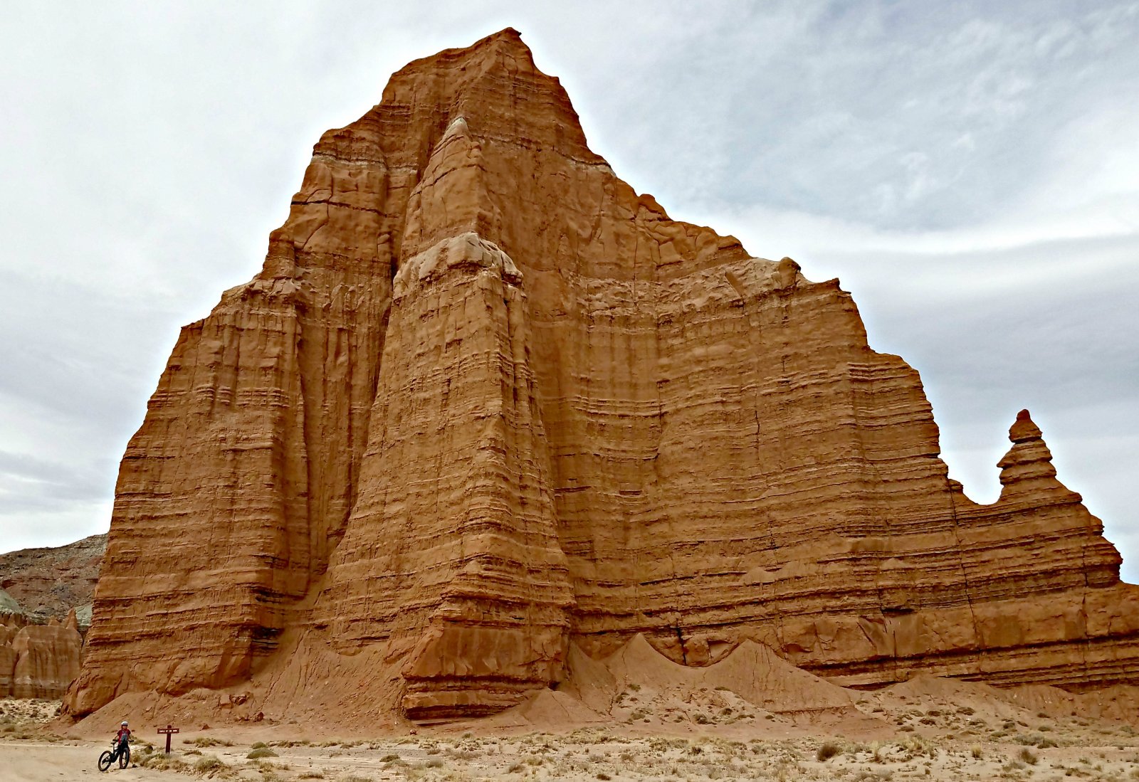Cathderal Valley.jpg