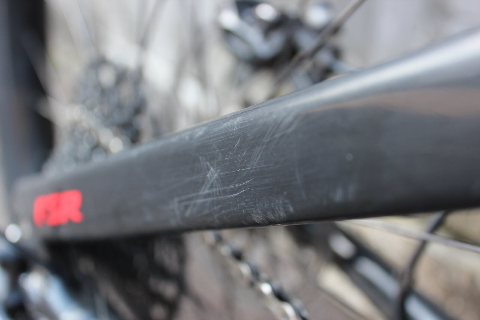 CHAINSTAY SCUFF.JPG