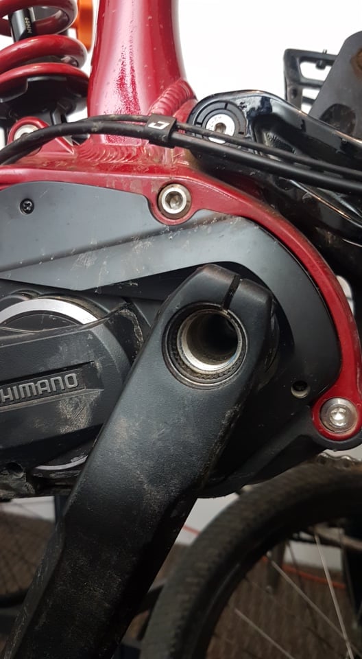 crank arm bolt 1.jpeg