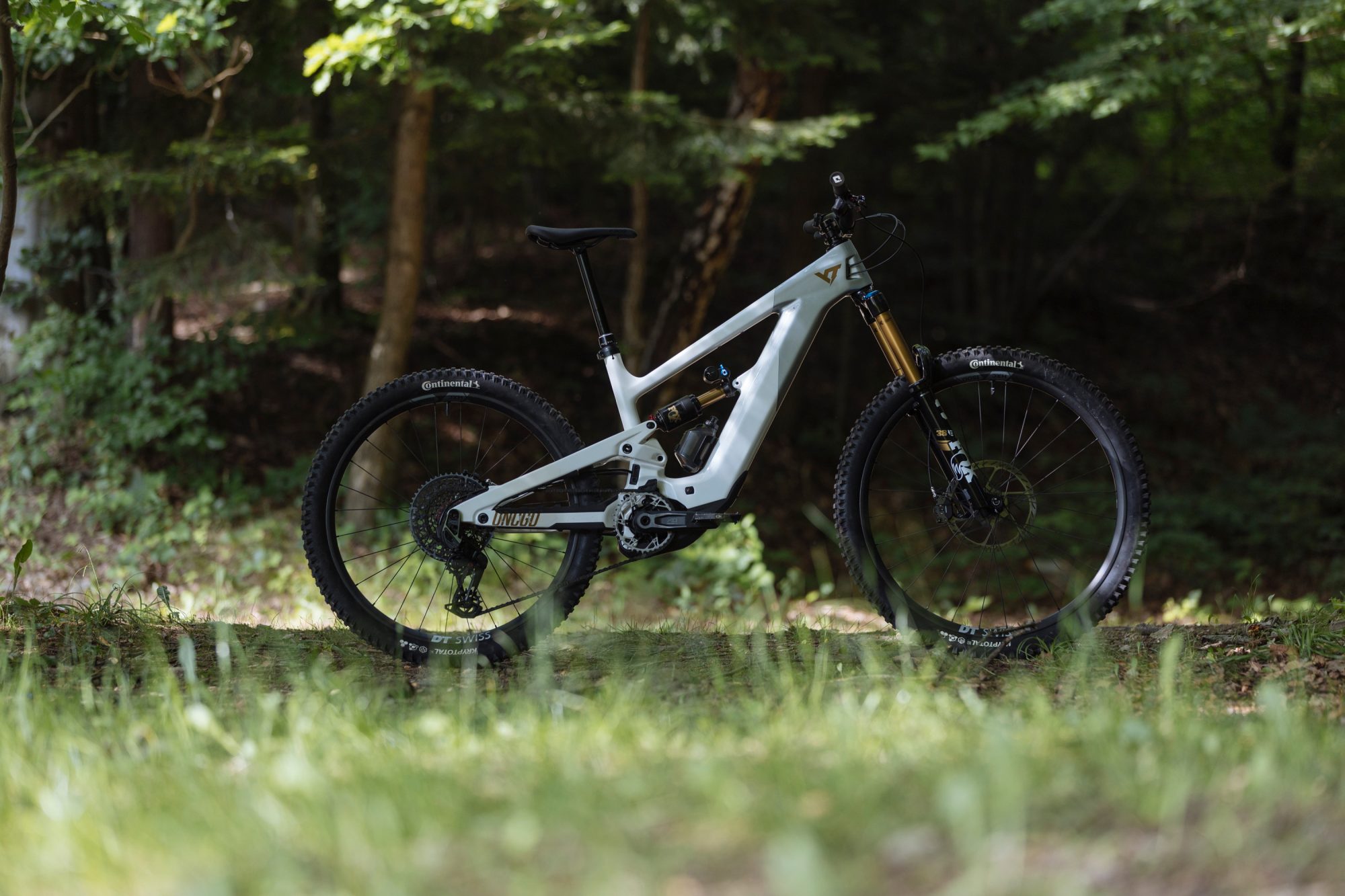 DECOY25_BIKECHCK_SET09_byADL-8210-1.jpg