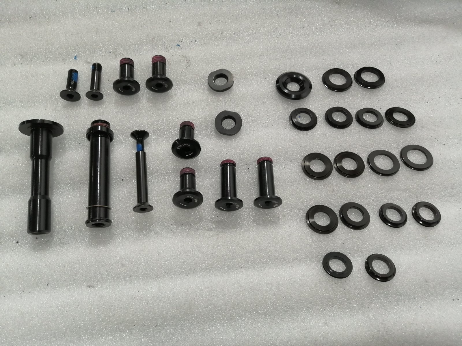 e10bolts.jpg
