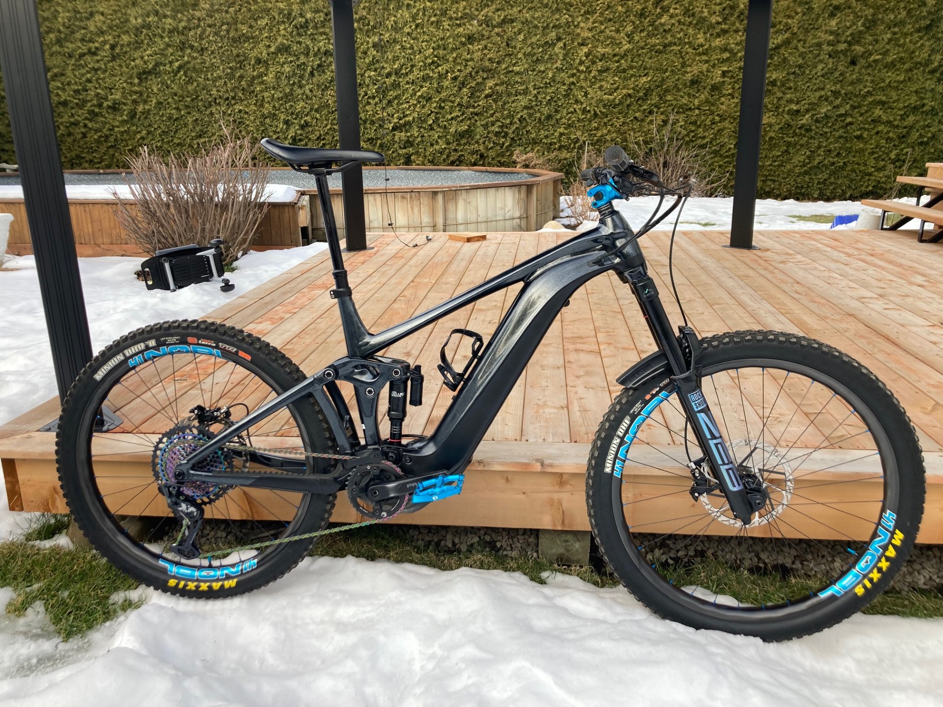 eMTB side 1.jpg