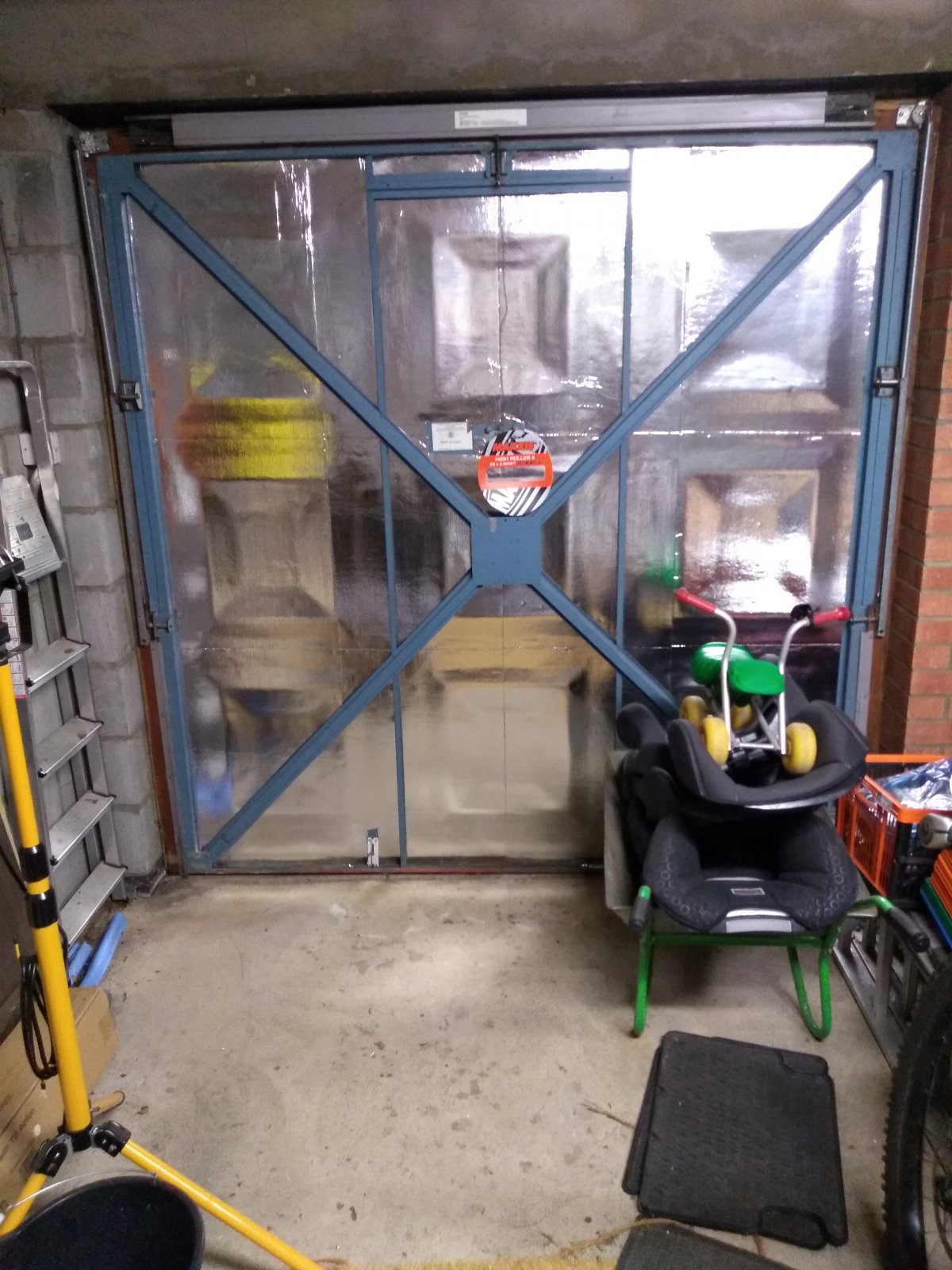 Garage door 1.jpg
