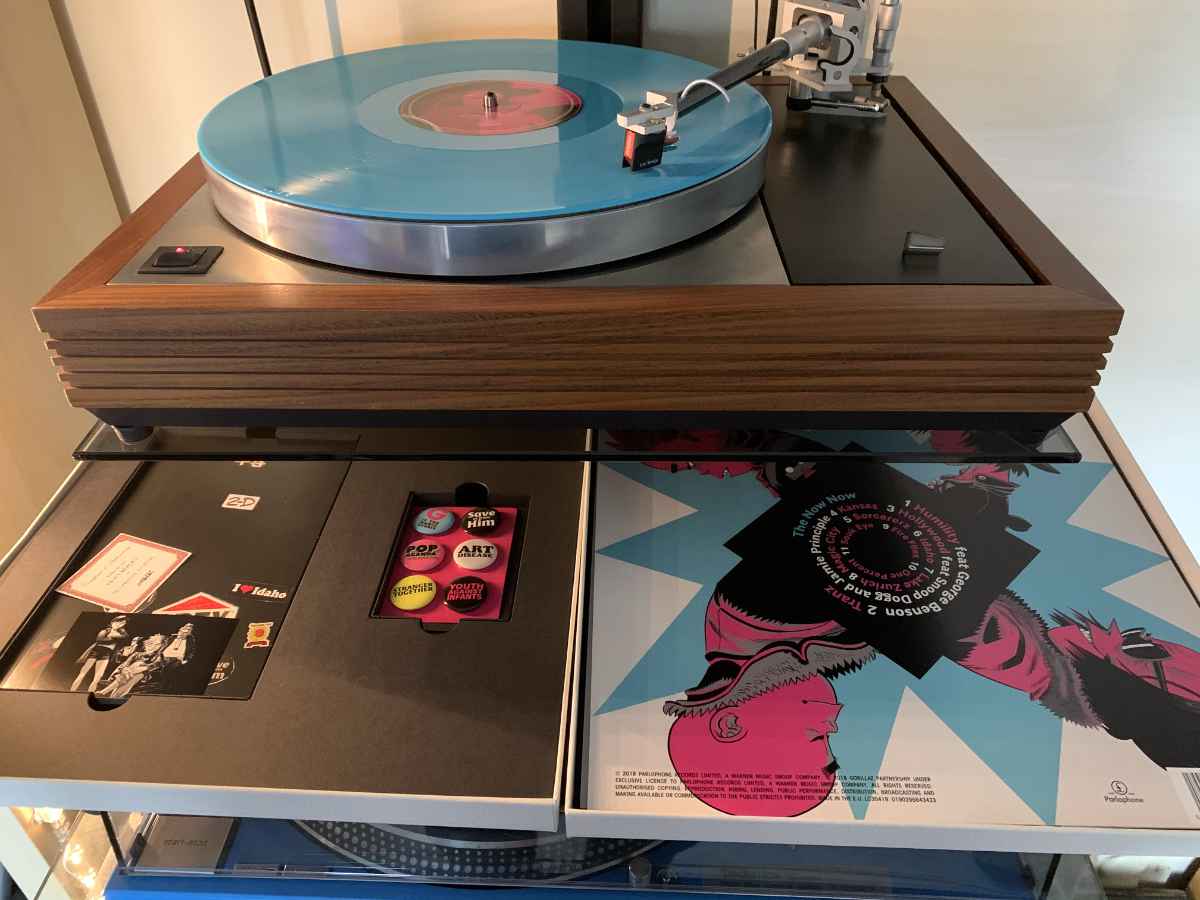 Gorillaz-NowNow.jpg