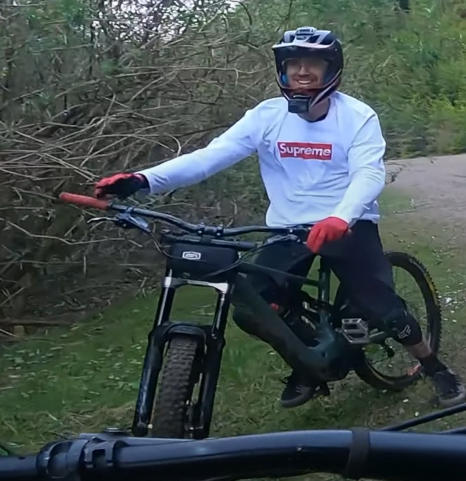 handlebar mount1.jpg