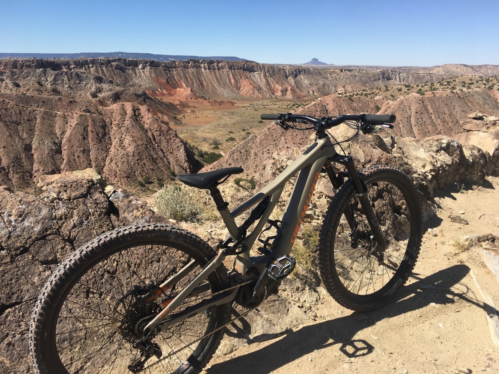 Levo White Mesa3.jpg