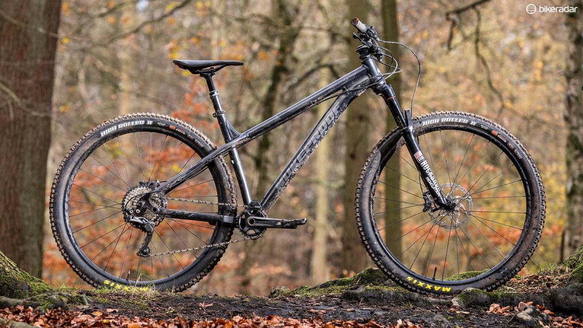 nukeproof-scout-290-comp-01-1522838325106-wrstjt61qq7n-1200-80.jpg
