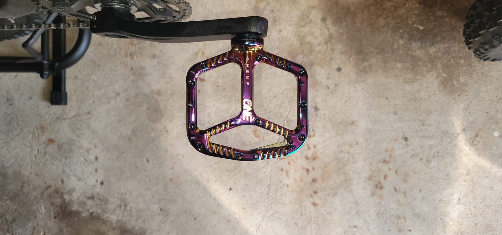 OneUp OIlSlick Pedals.jpg