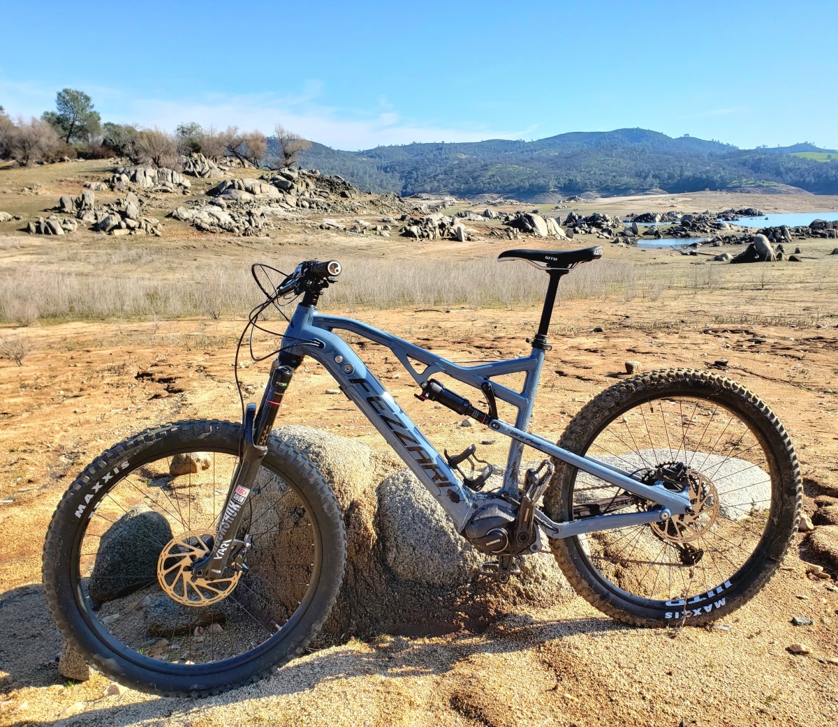 Photo-1-Fezzari-Wire-Peak-at-Folsom-Lake.jpg