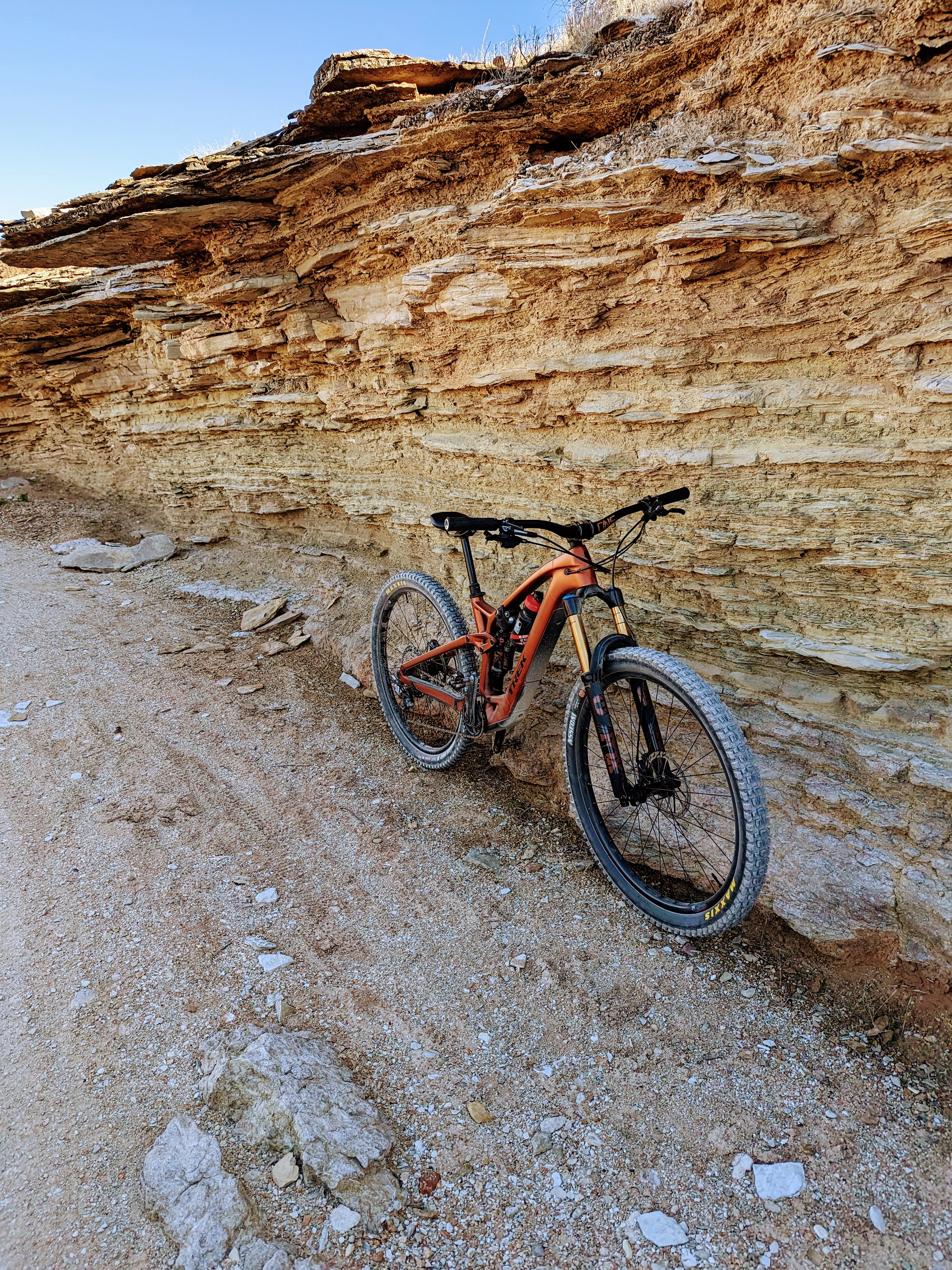 PXL_20221120_220130149.jpg