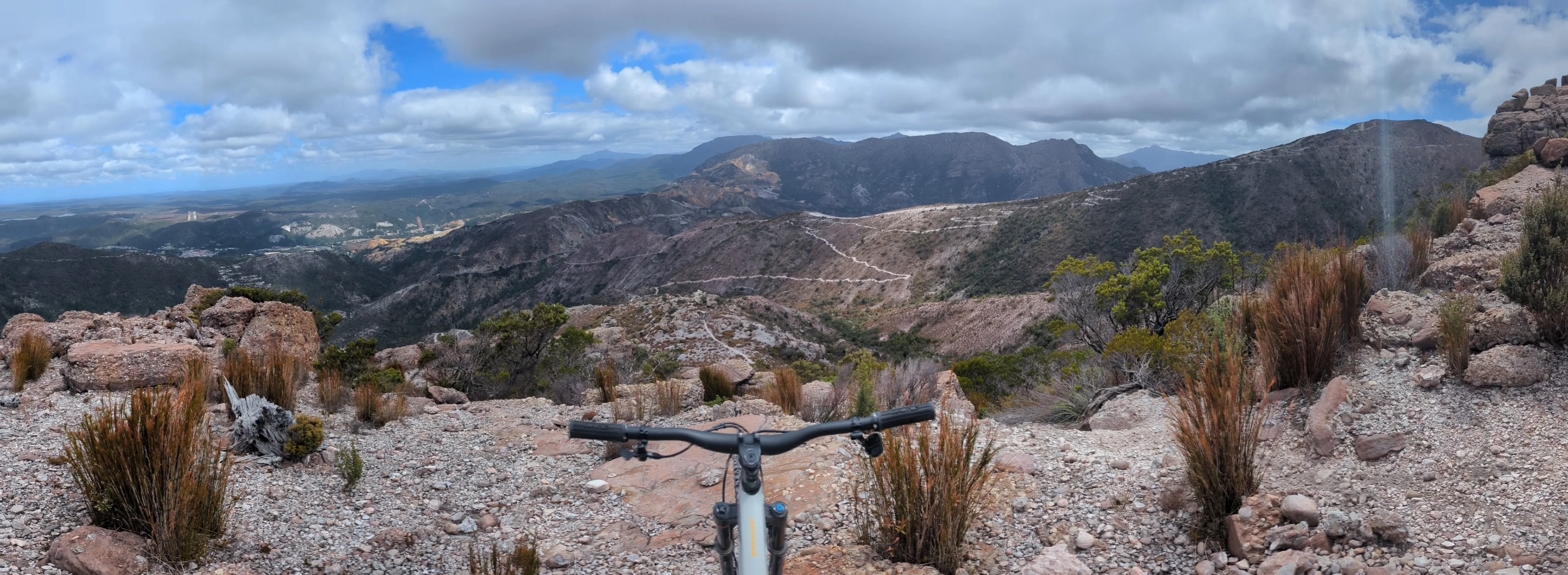 PXL_20231206_235857487.PANO.webp