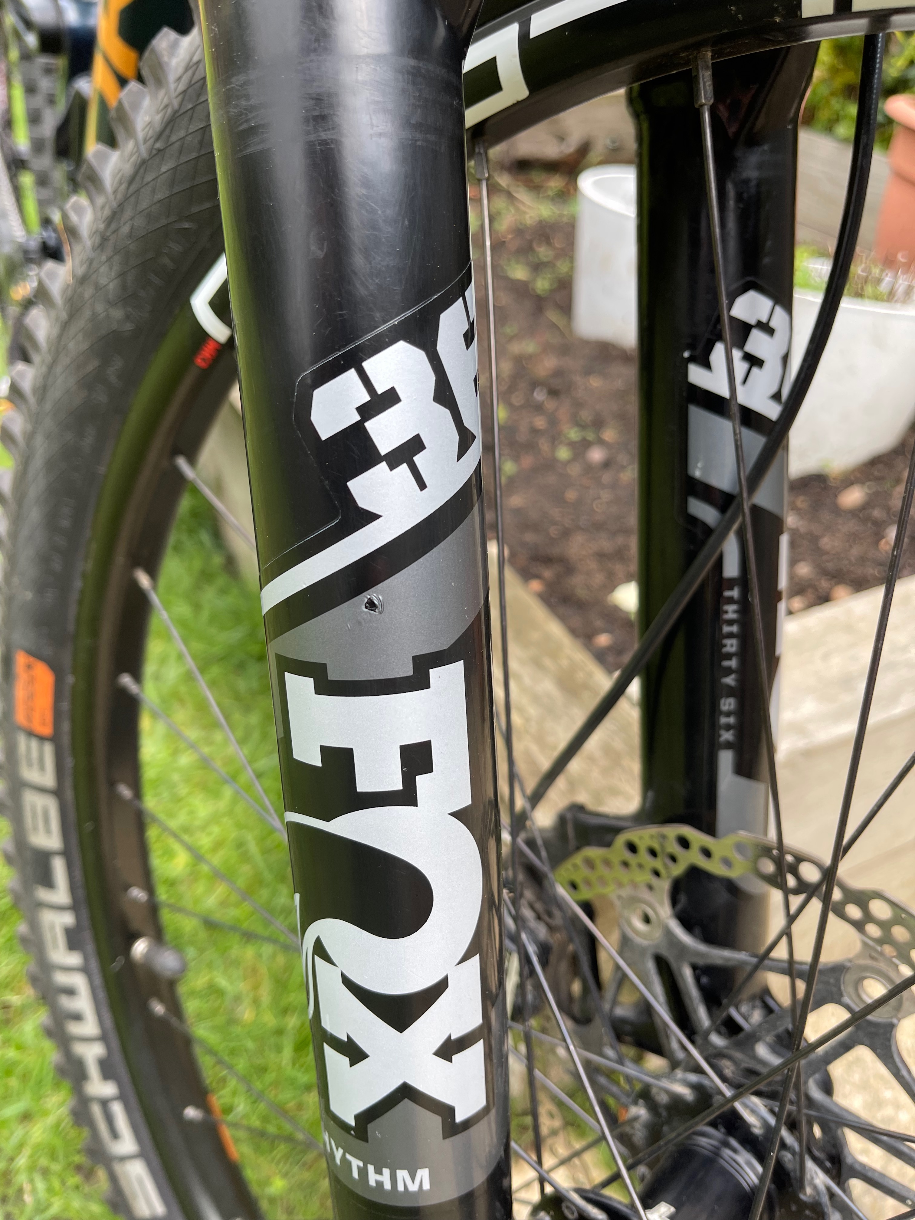 Rise Scuffed fork RH.jpeg