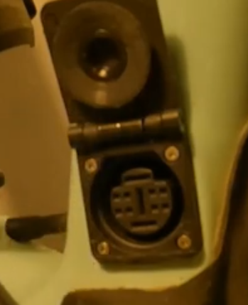 RiseChargePort.png