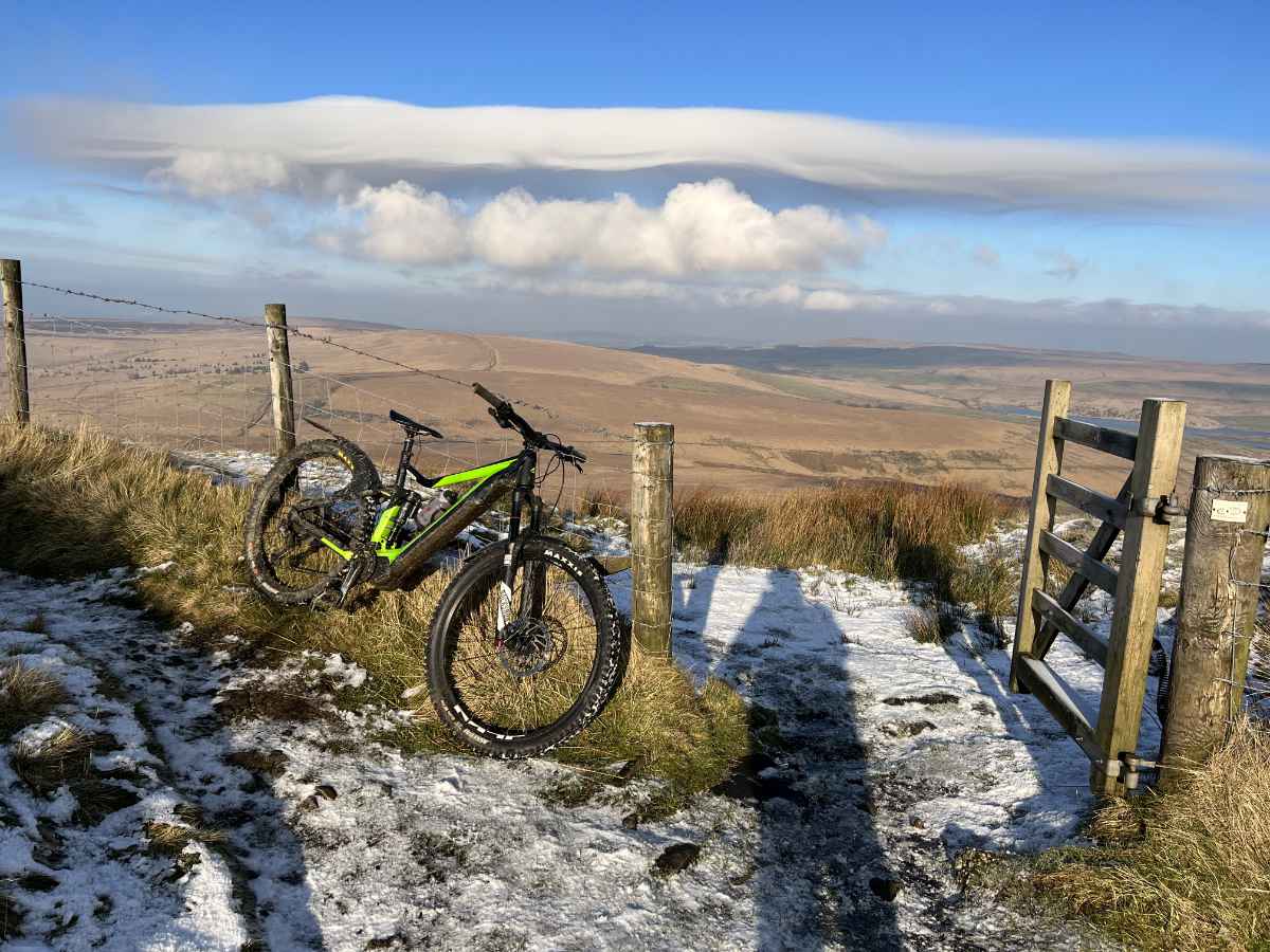 Rivington Winter Hill.jpg