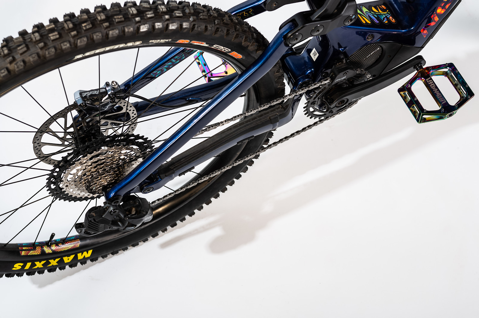 s1600_019ext_ebike.jpg