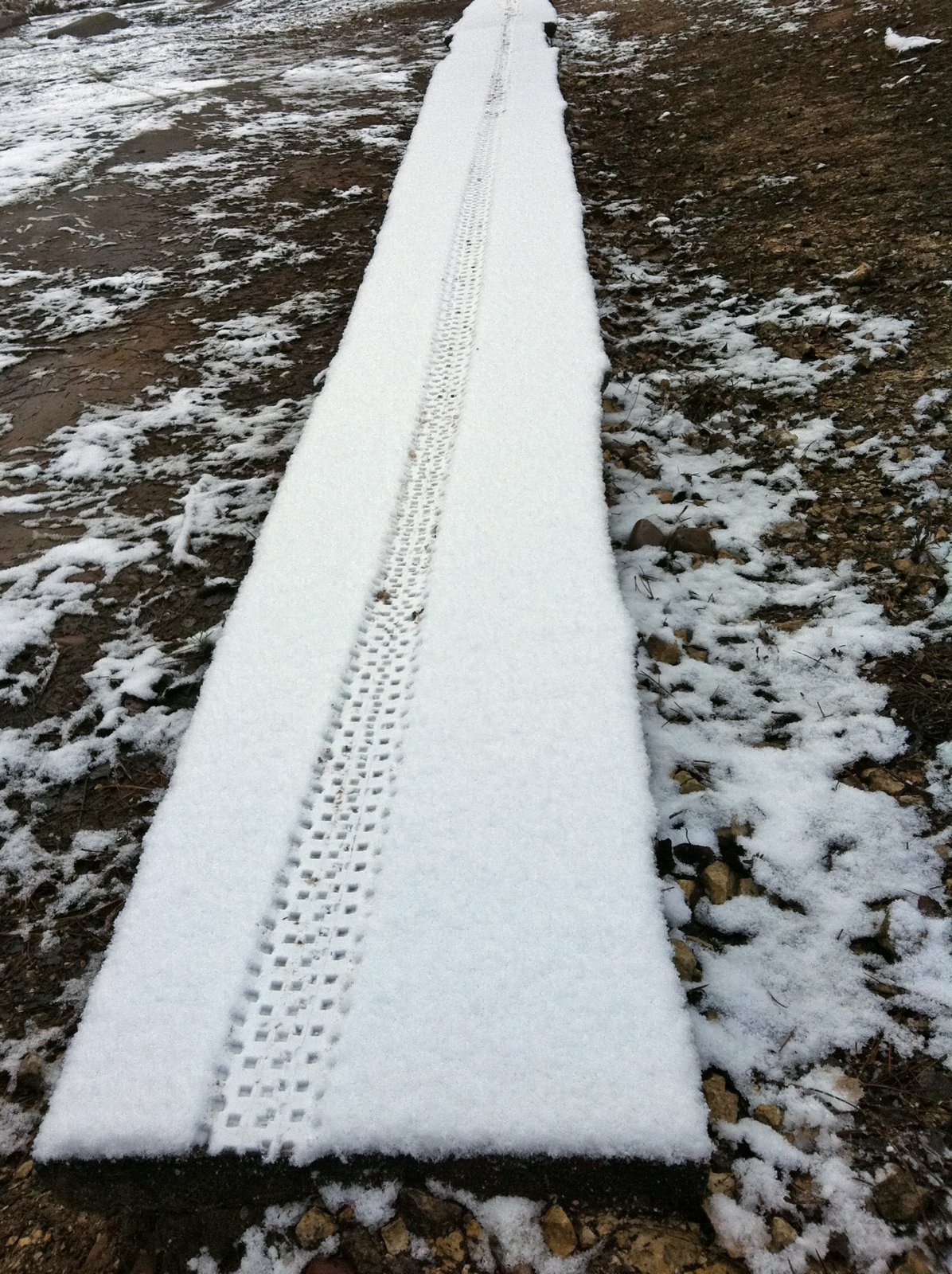 Snowtrack.jpg