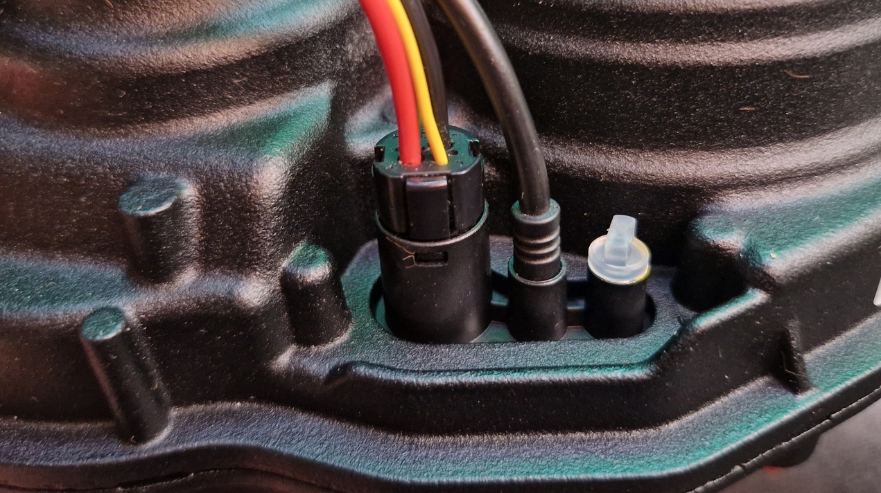 SX_plugs.jpg