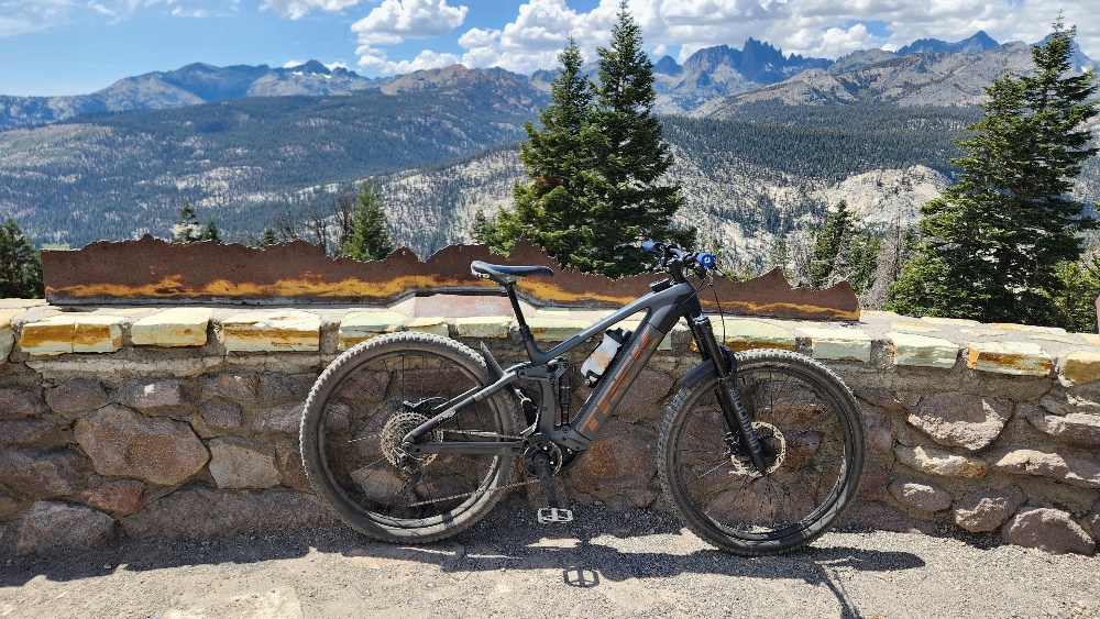 Trek Minaret.jpg