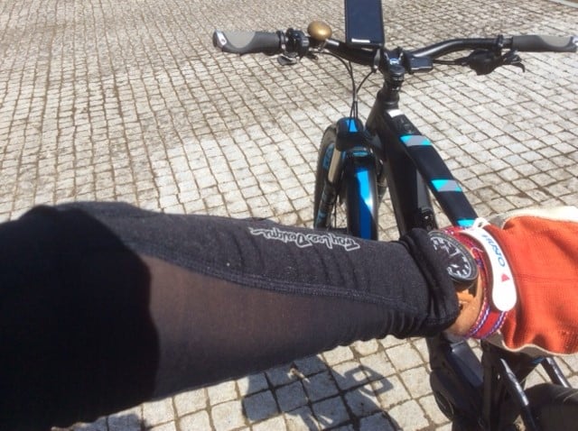Troy Lee arm sleeves.JPG