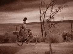 YawningInformalHypsilophodon-max-1mb.gif