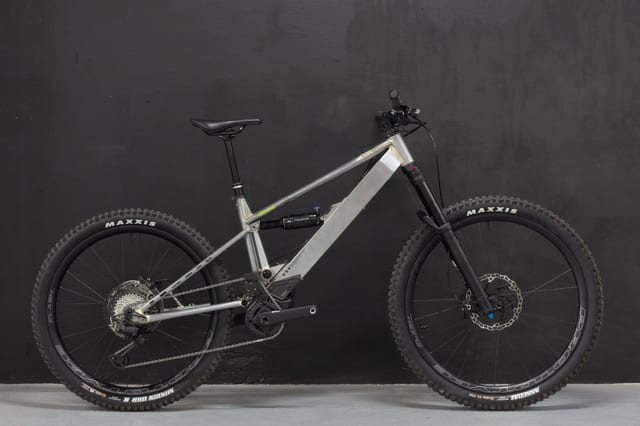 Abums Model One