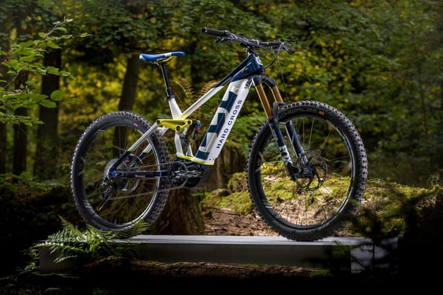 Husqvarna Hard Cross HC9