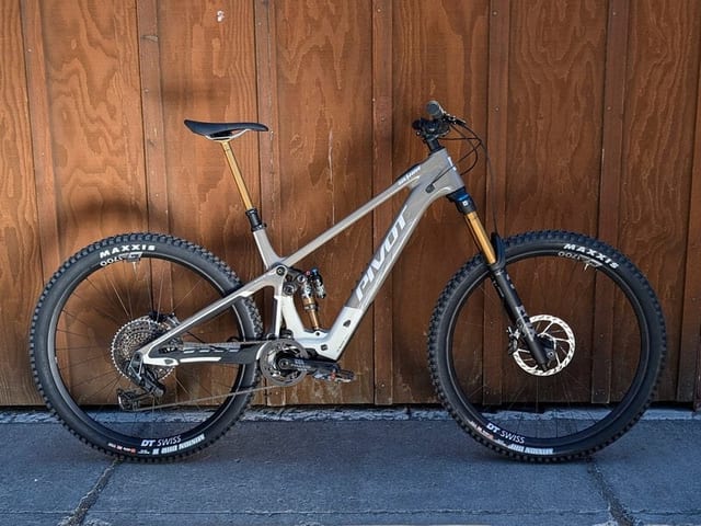 Pivot Shuttle SL/AM