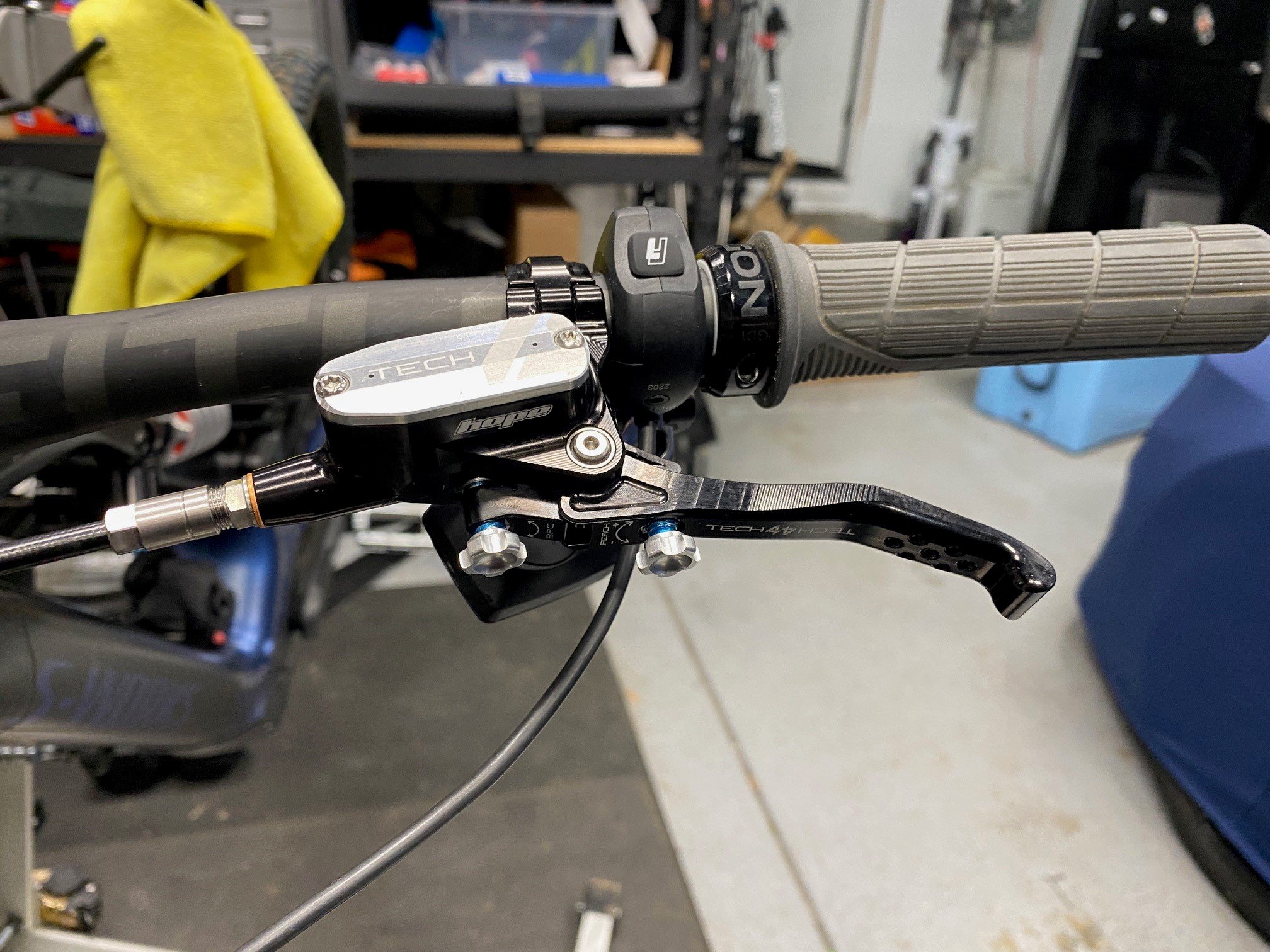 Brake 4.jpg Brake 4.jpg
