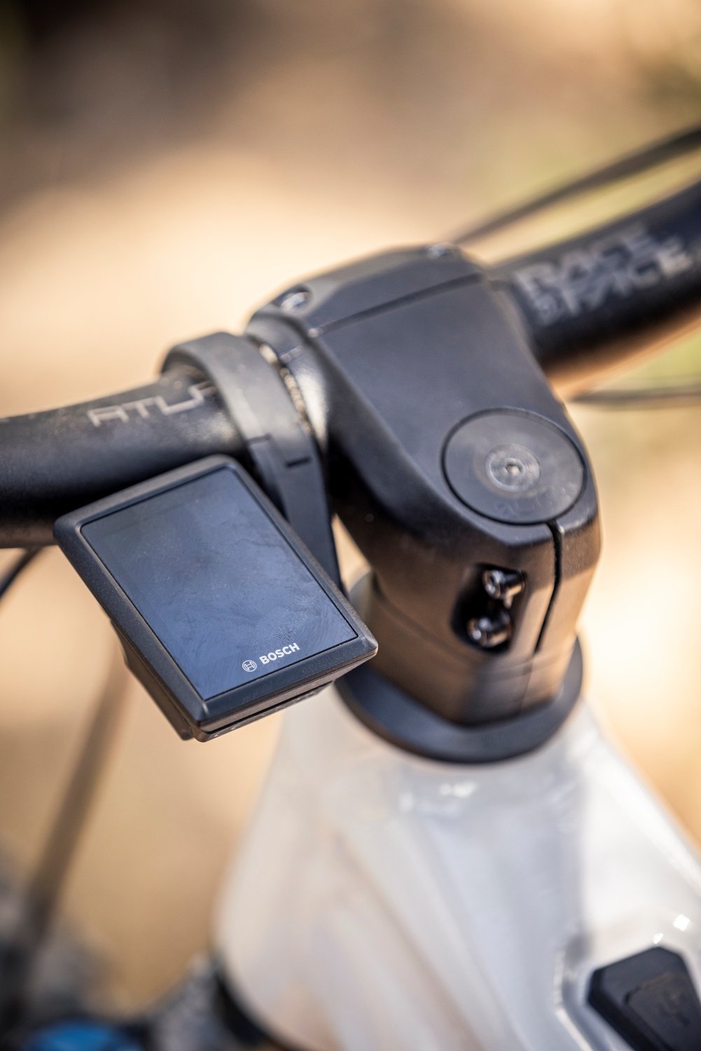 c01_FOCUS-MY23-JAM2-6.9-Display-Stem-H4A3422.jpg