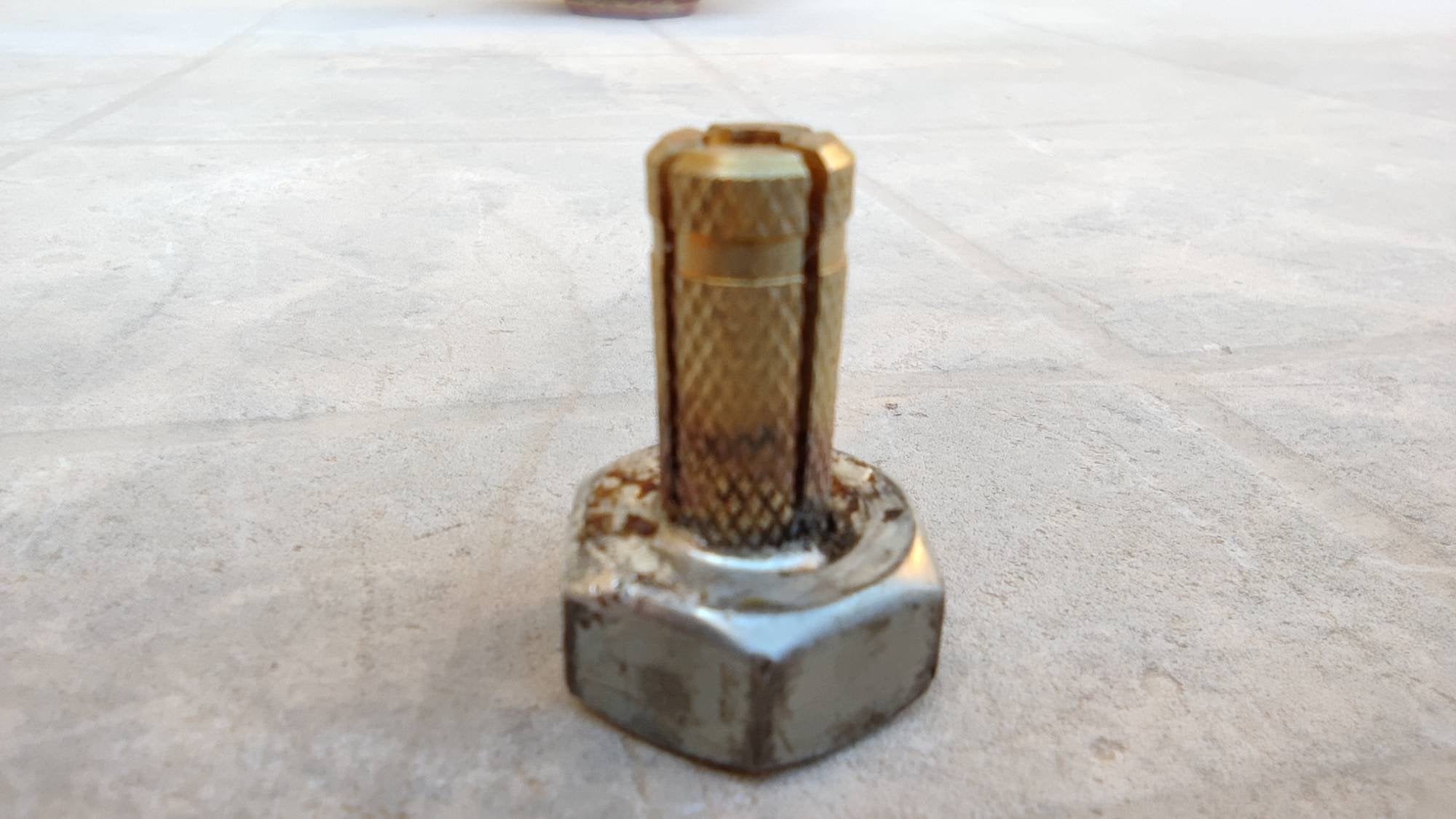 Sleeve Anchor w Nut 1.jpg