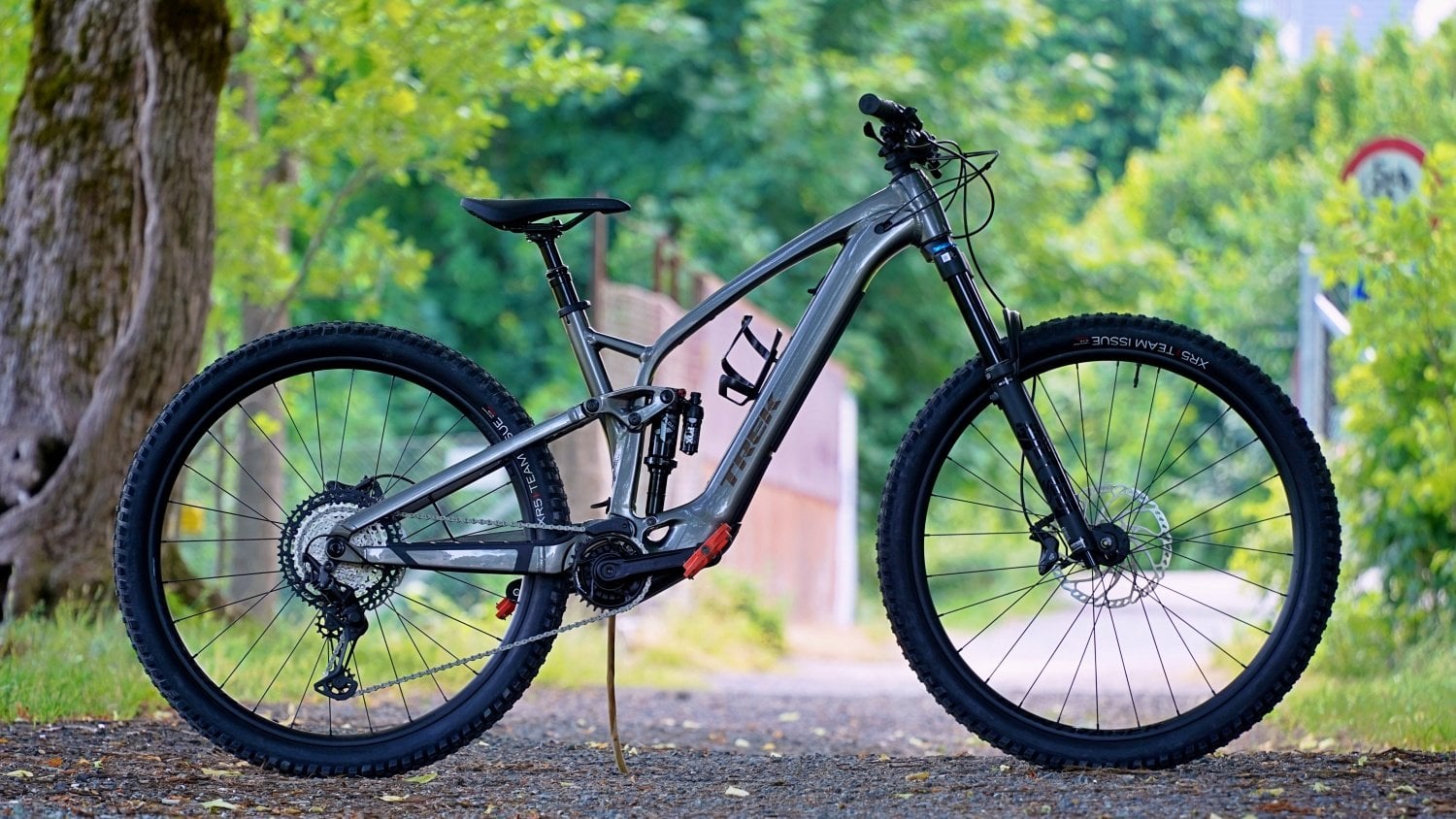 Intro and review - Trek Fuel EXe alloy