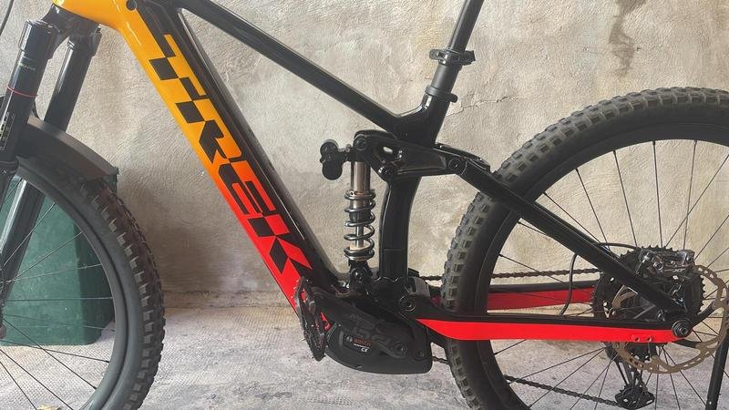 Trek-EXT-01b.jpg Trek-EXT-01b.jpg