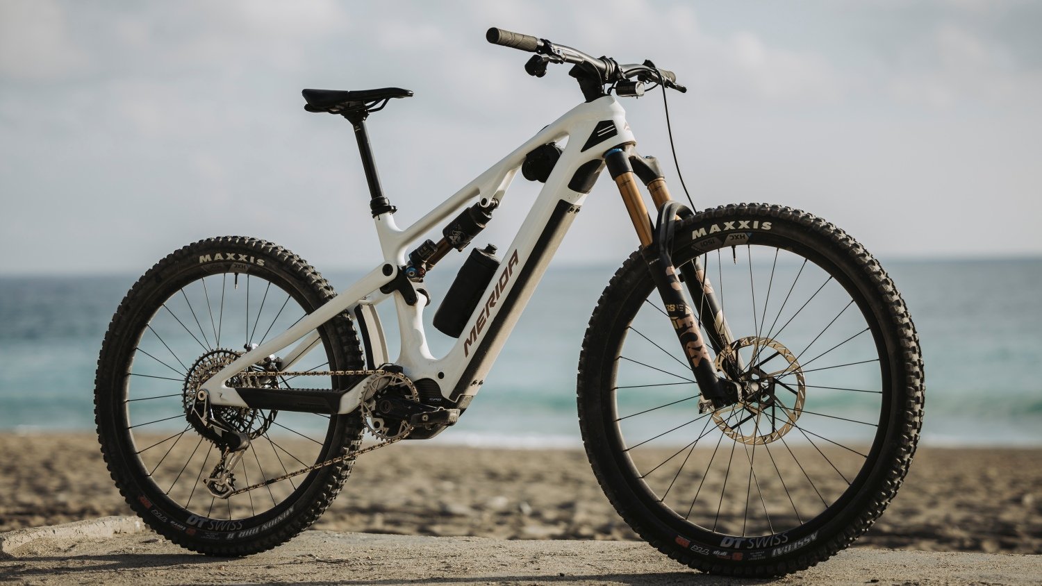 The new Merida eOne-Sixty is finally here, and the eOne-Forty too