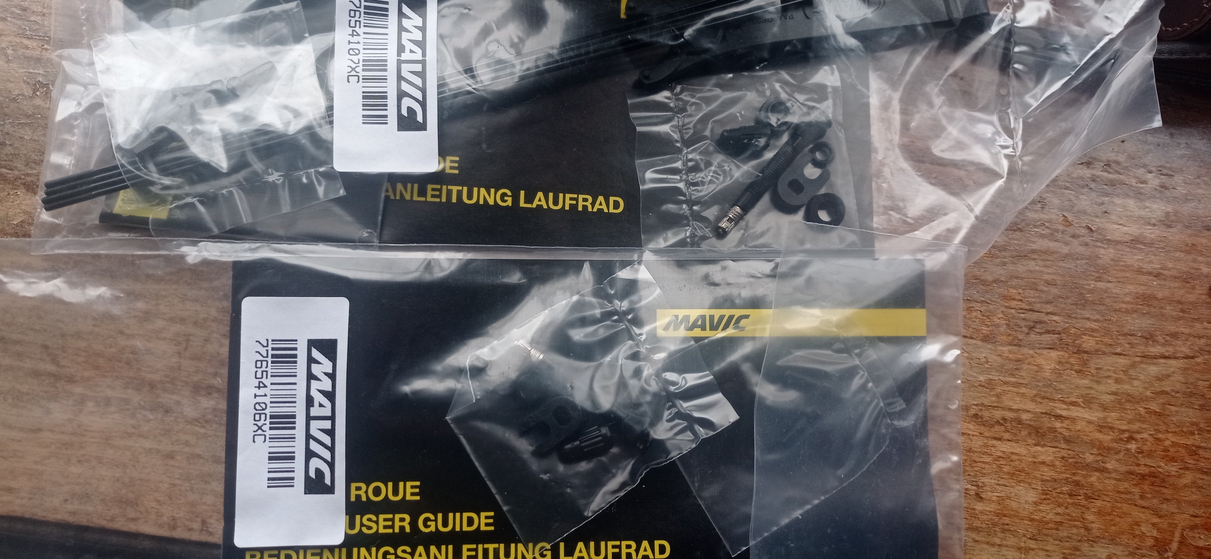 MAVIC 2 bags of bits deliverd with bike.jpg