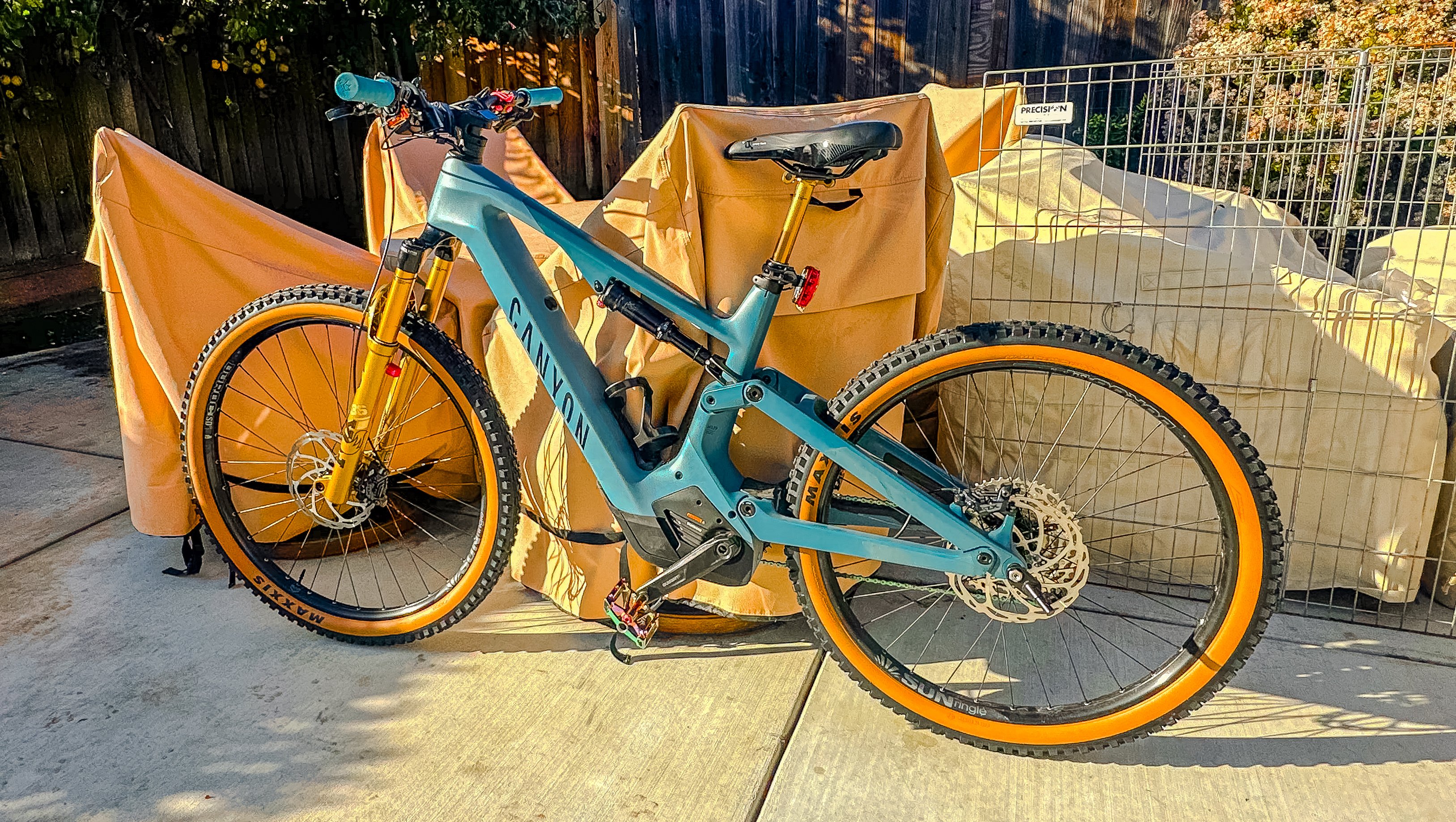 CANYON SPECTRAL PG.jpg