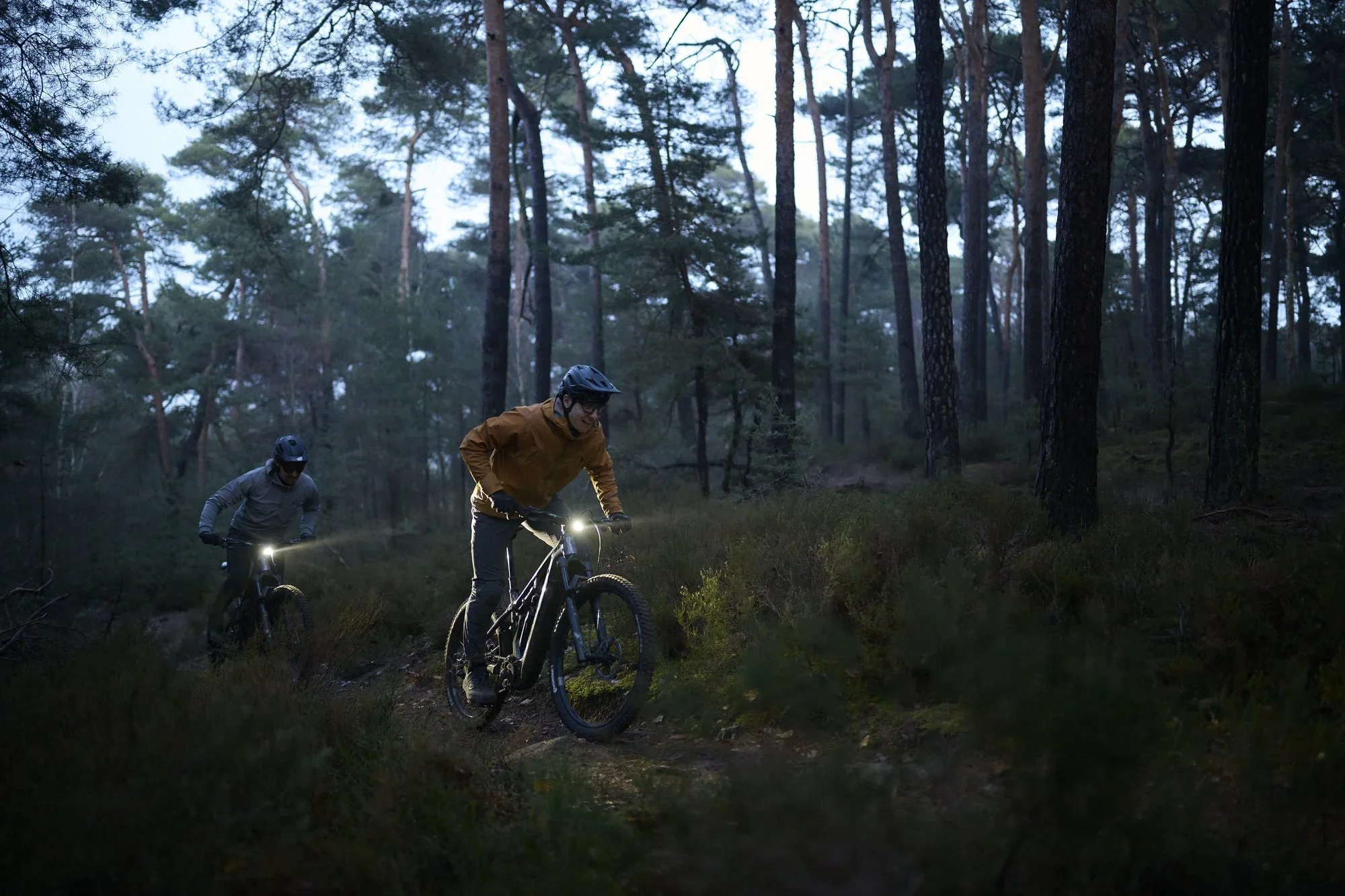 merida-etmo-trail-riding.webp
