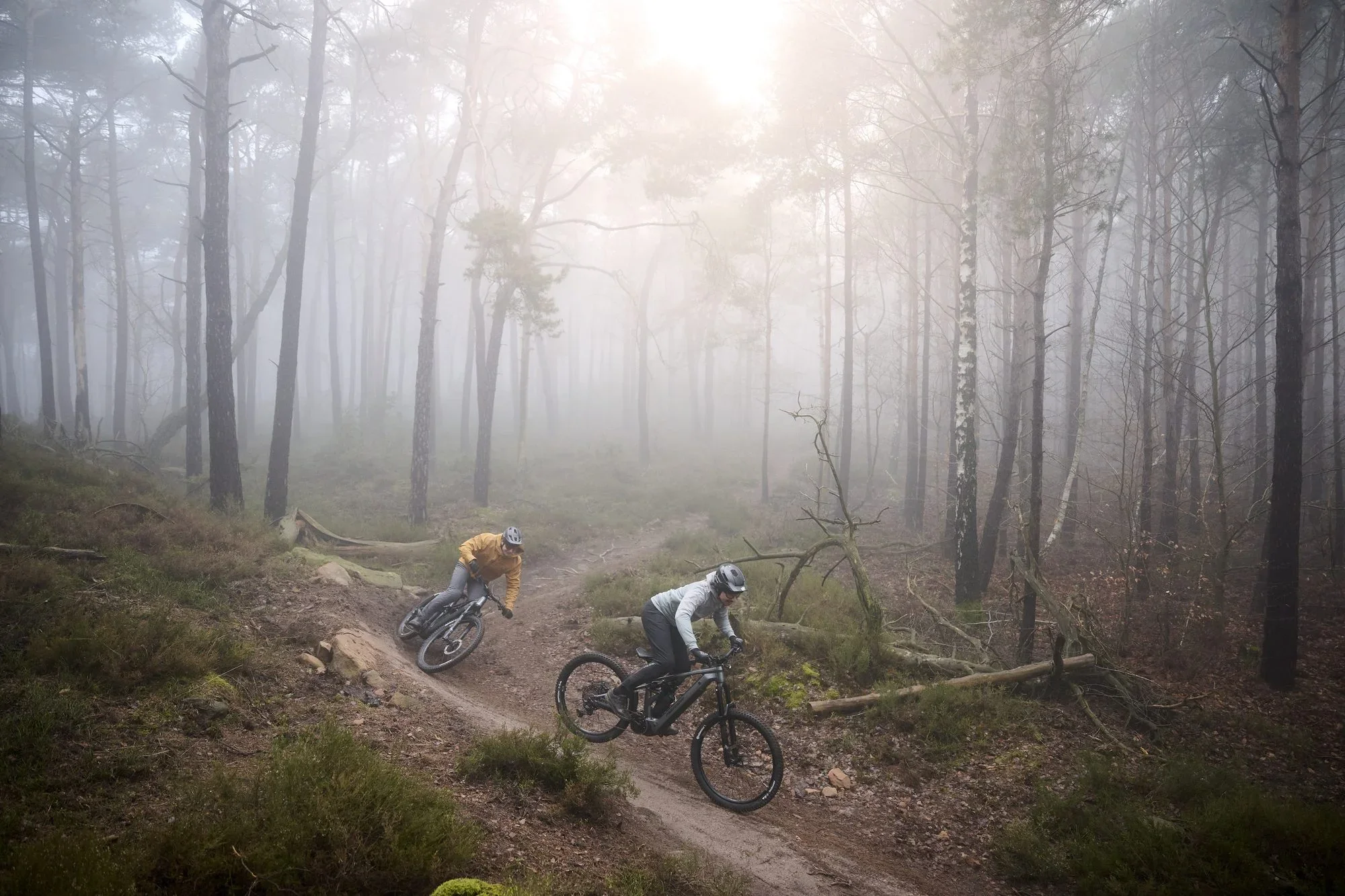 merida-etmo-riding-action.webp