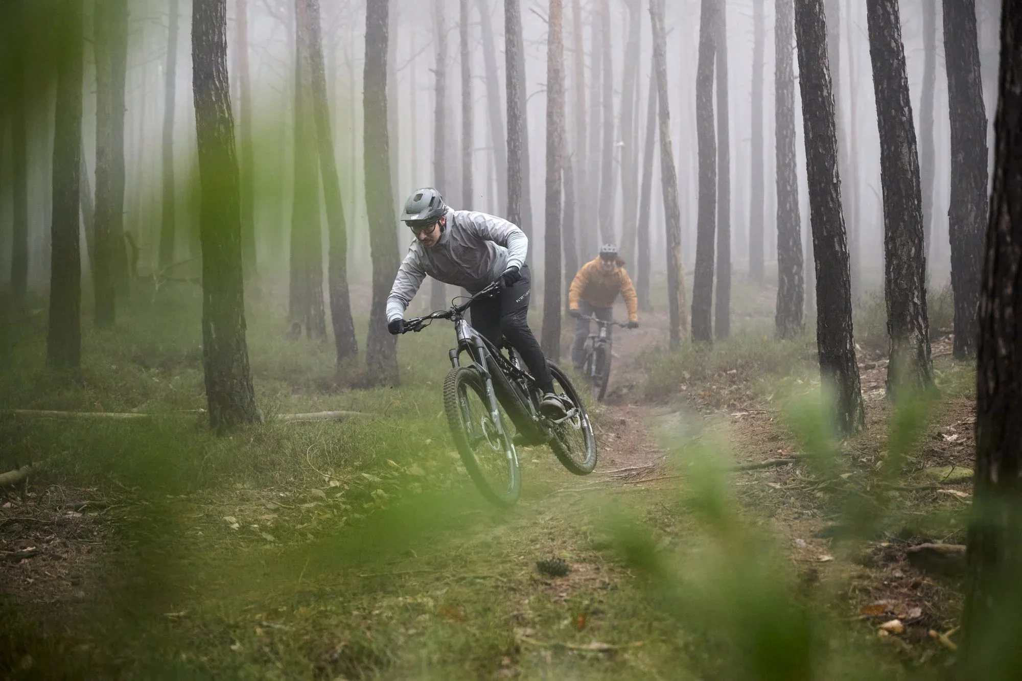 merida-etmo-riding-action.webp