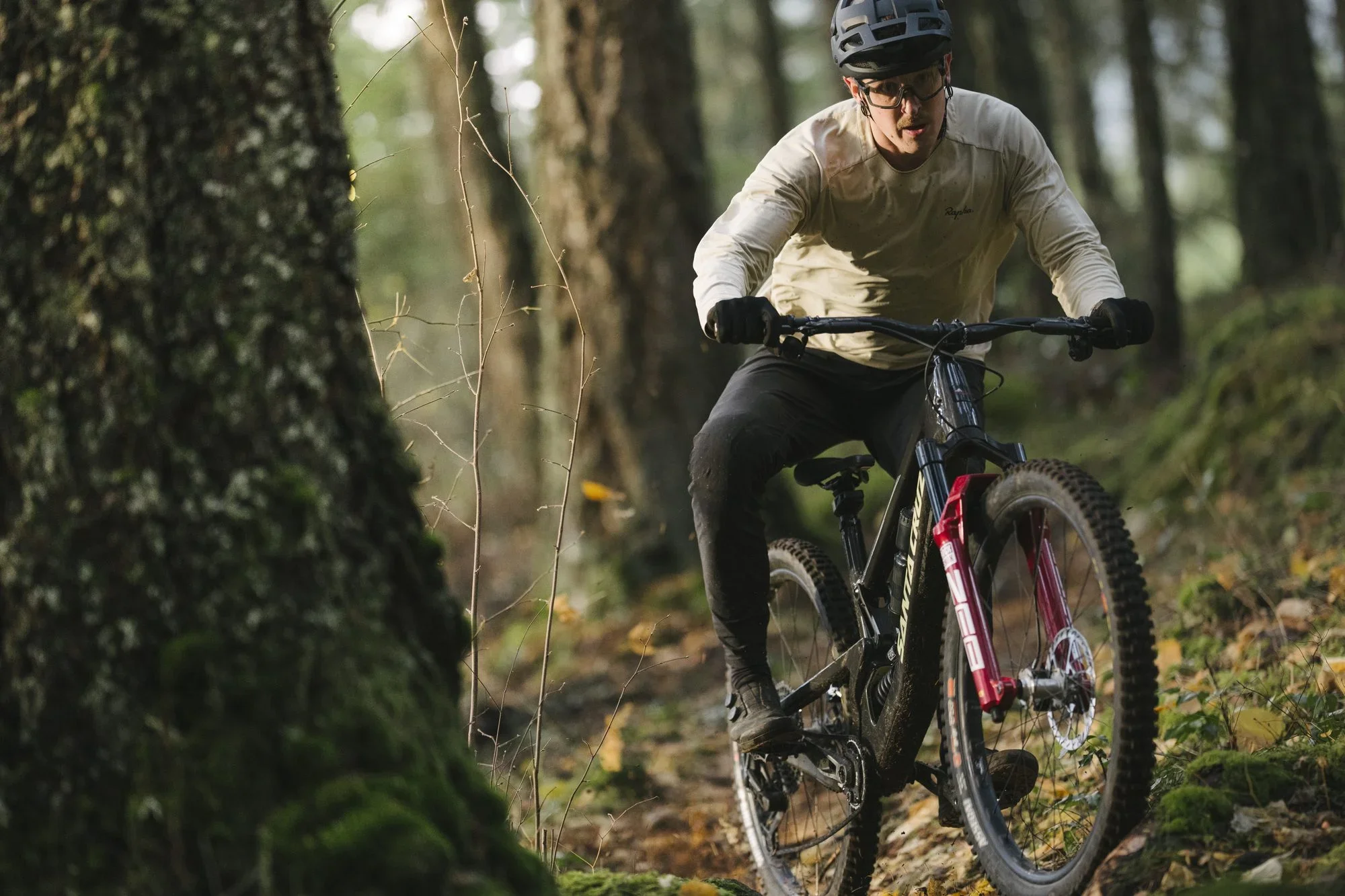 sram-maven-mountain-biking.webp