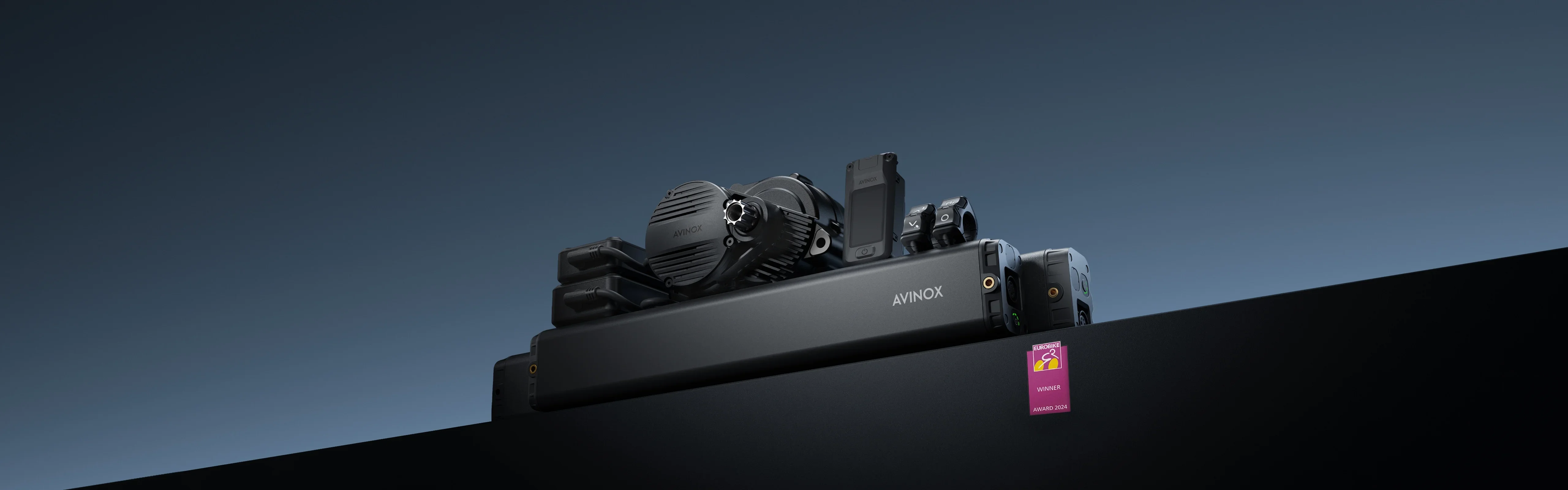 avinox-m2s-motor-and-linkage-closeup.webp