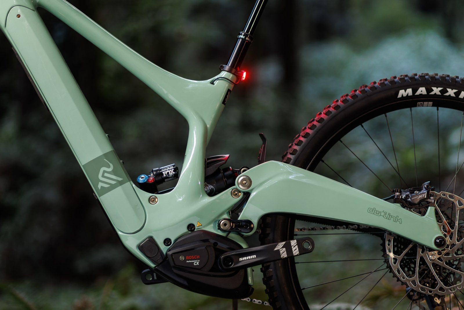 Ibis_Oso_Green_Outdoor_LM(7).jpg