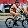 Nakedebiker