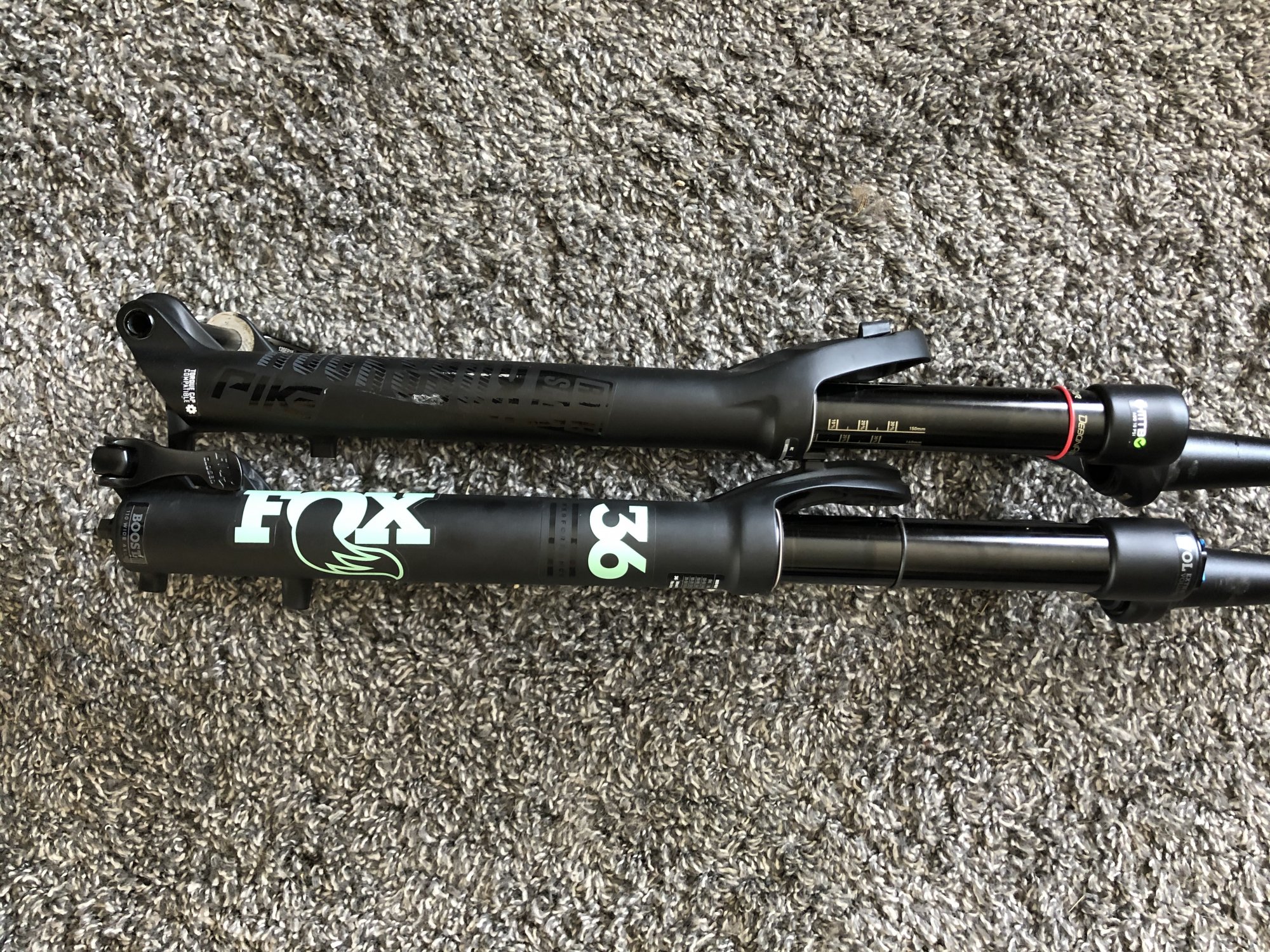 Fox 36 160mm 44 offset vs Rock Shox Pike 150mm 52 offset